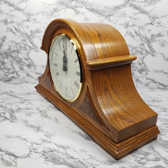 Mantle Clock Howard Miller Dual Chime - Picture 2 of 10